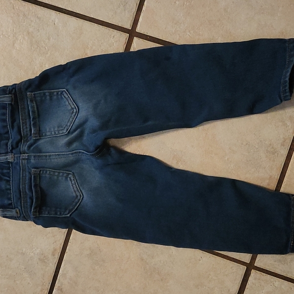 2 pair of Cat & Jack 3t Jeans - Picture 6 of 6